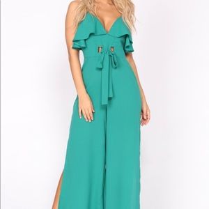 Fashion nova jumpsuit